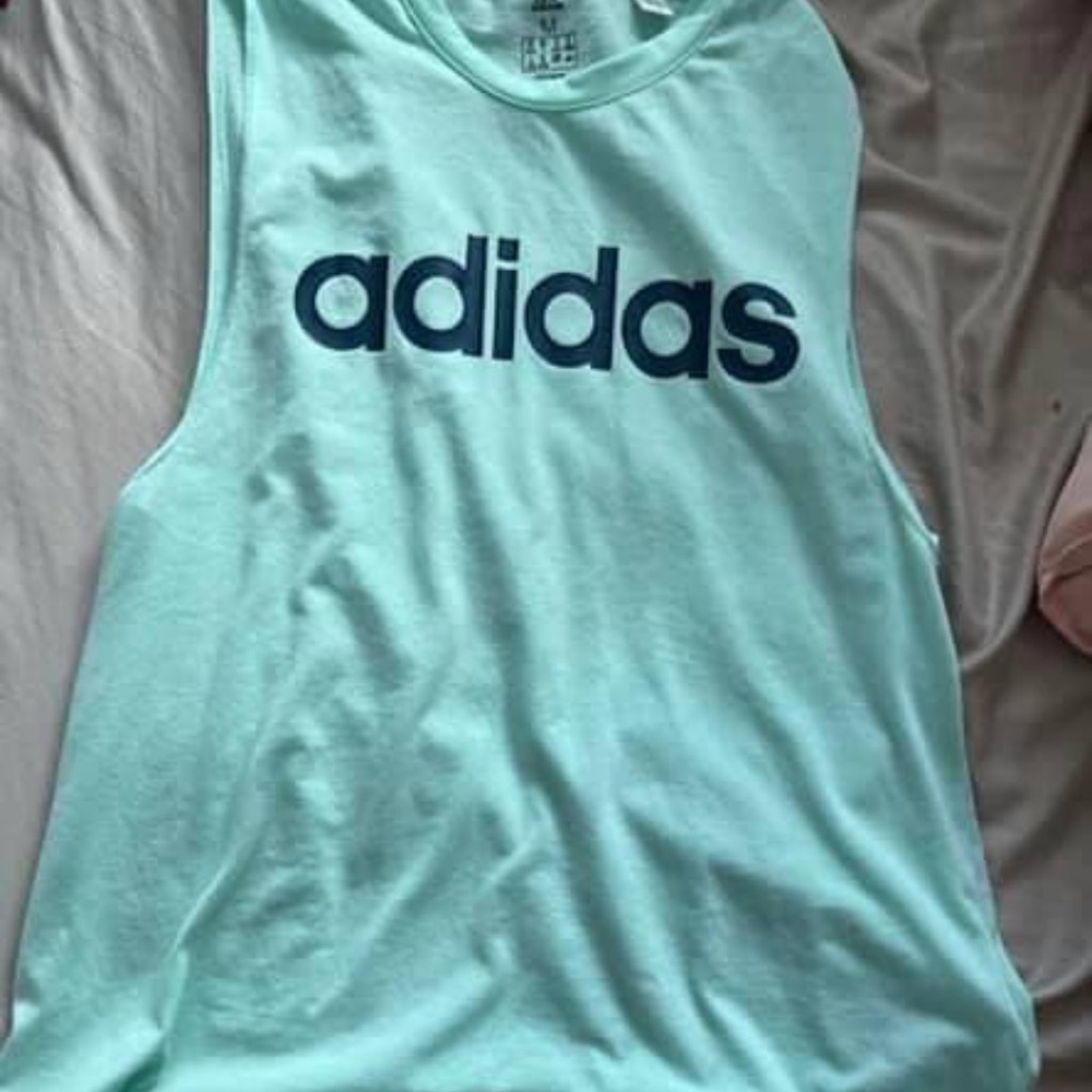 workout tank tops